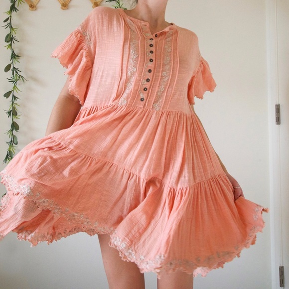 Free People Dresses & Skirts - ✨HOST PICK✨ Free People Pink Santiago Dress